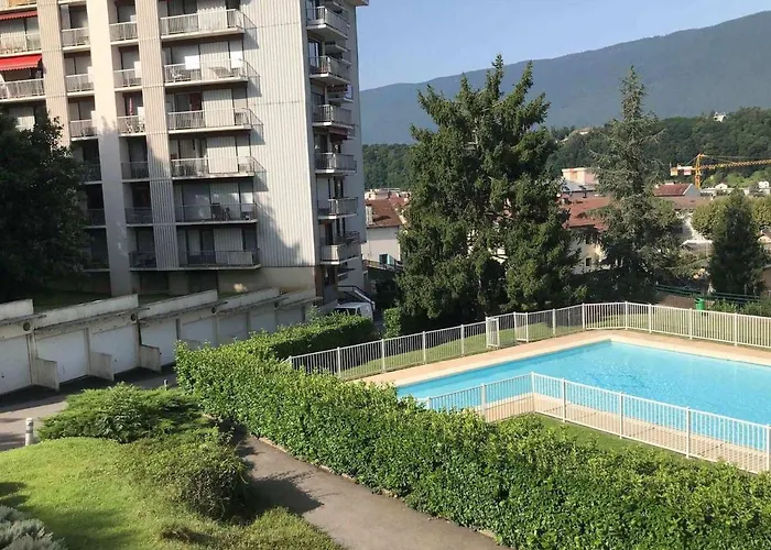 公寓 T1 Bis 35m² Avec Terrasse Exposee Sud/est Et Parking Prive - Fr-1-555-80